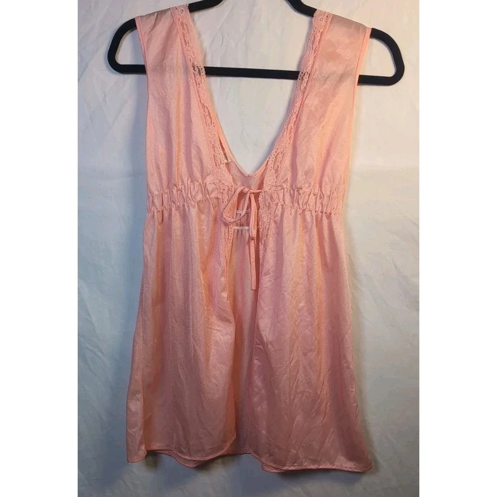 12 Vintage Women's Clothing Lot 1960's-1980's Intimates Nightgowns, Housecoats
